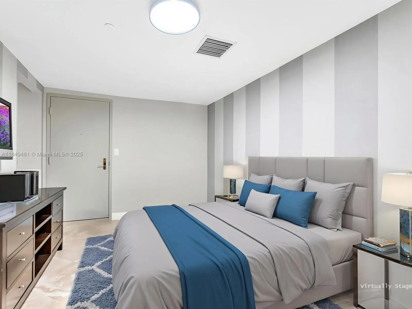 9595 Collins Ave, #N1009