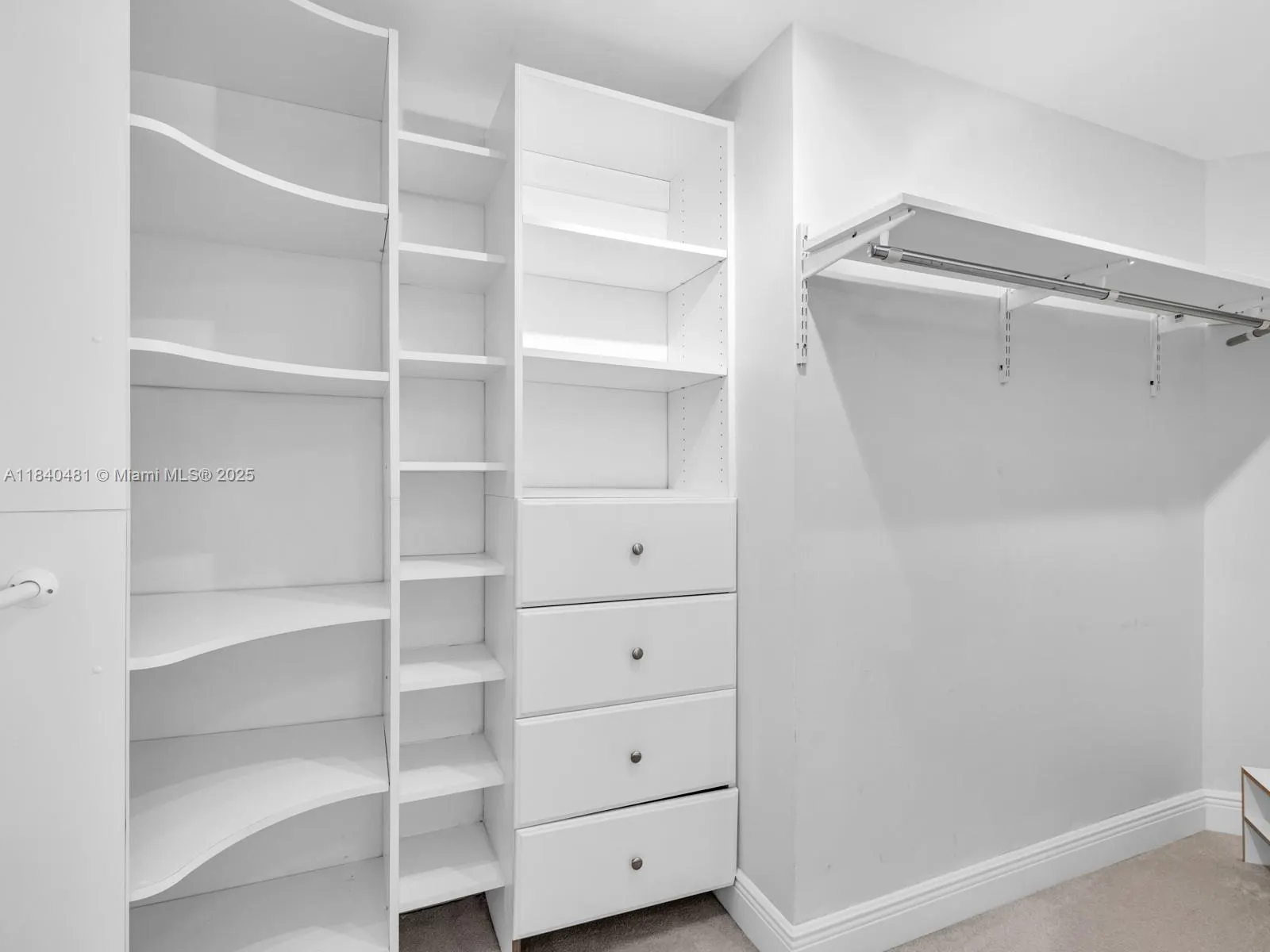 9595 Collins Ave, #N1009
