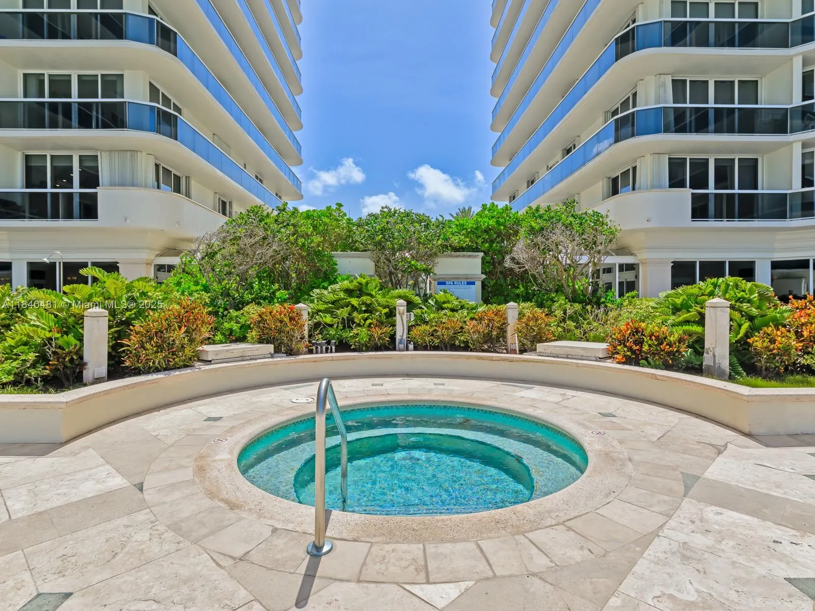 9595 Collins Ave, #N1009