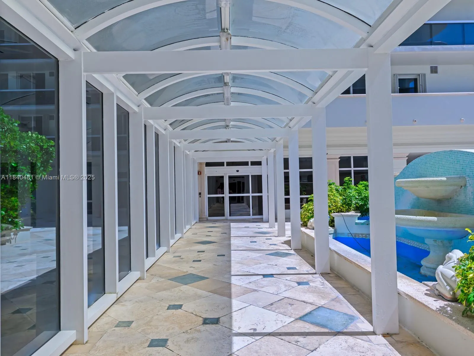 9595 Collins Ave, #N1009