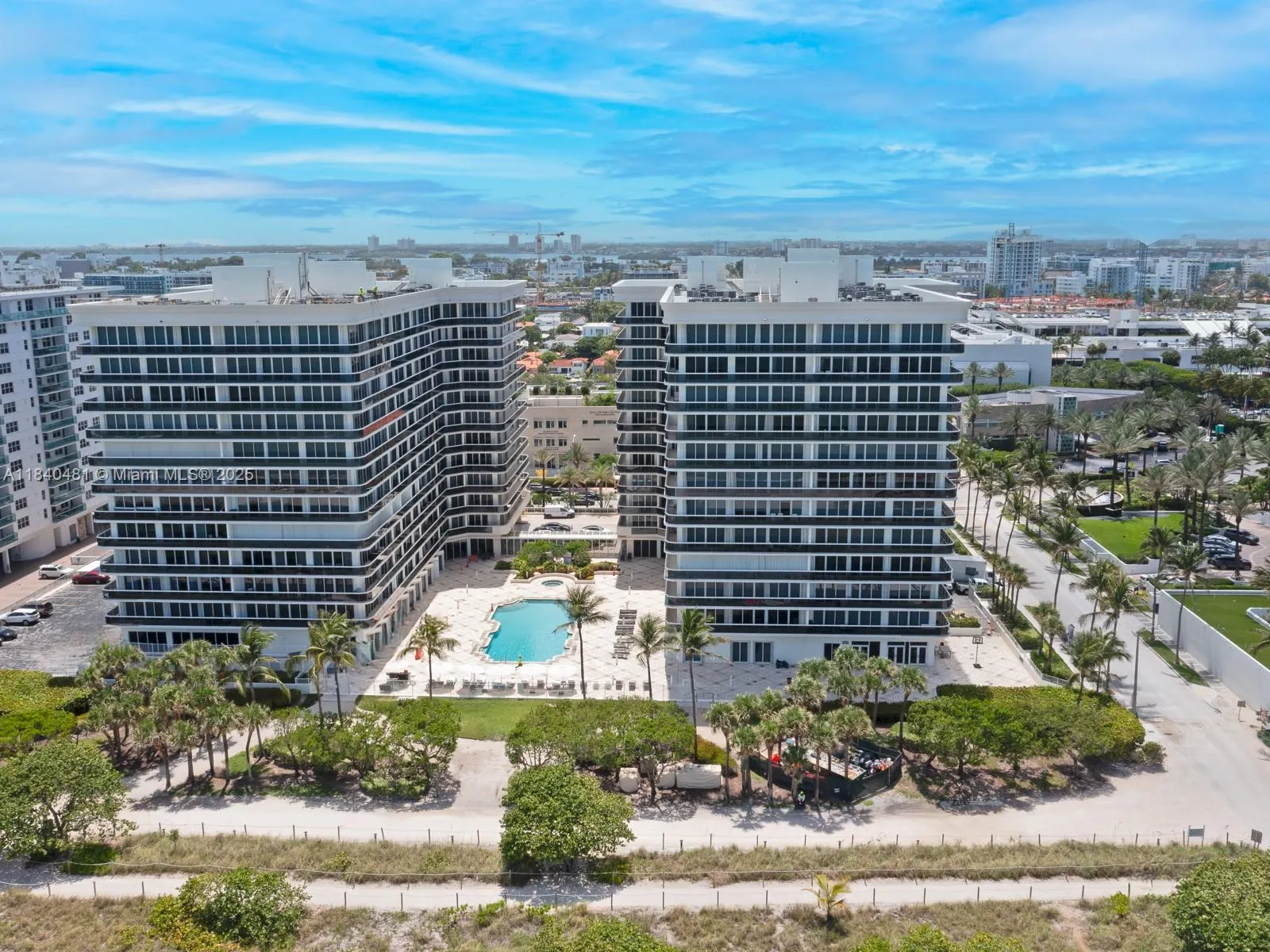 9595 Collins Ave, #N1009