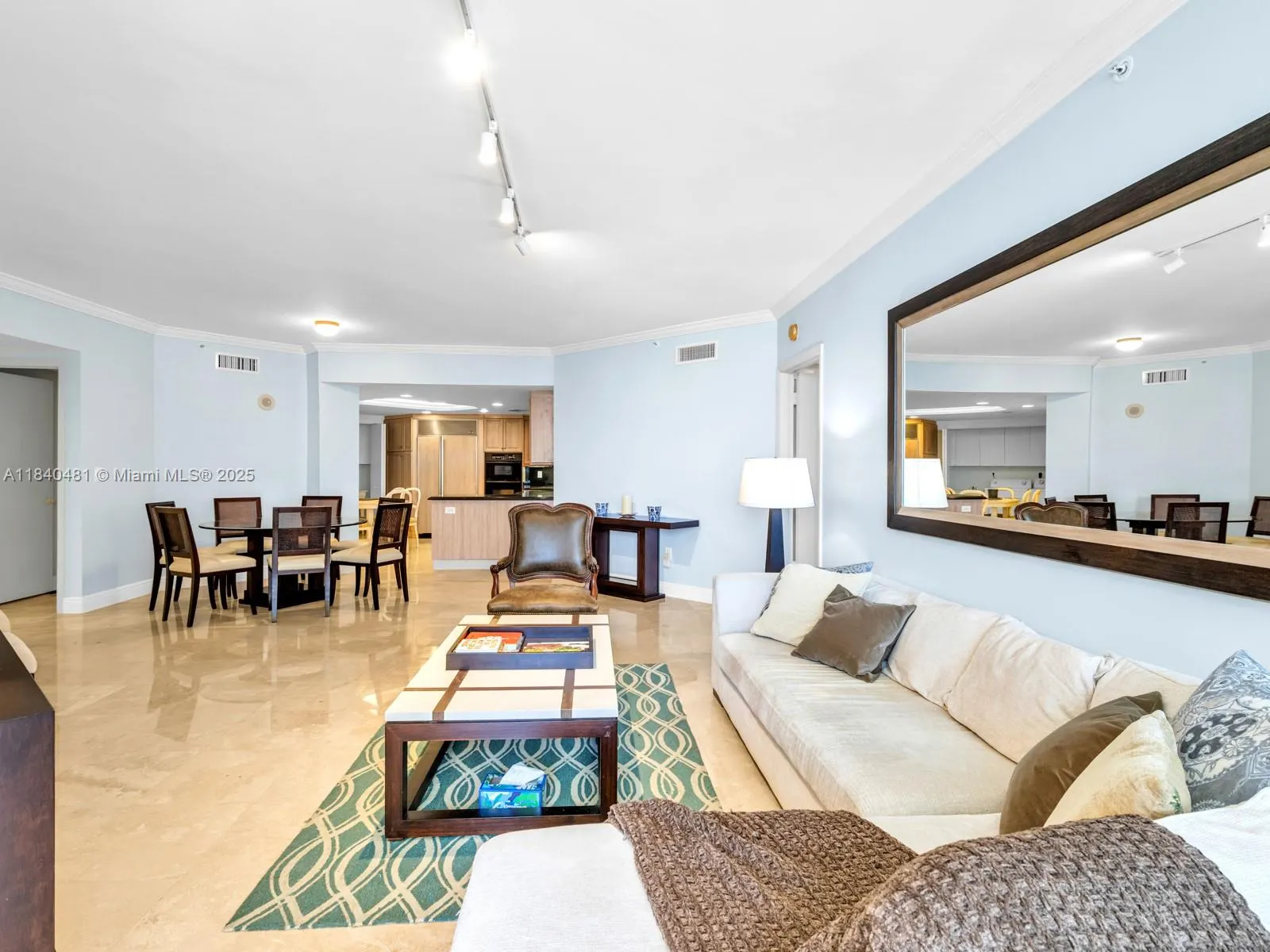 9595 Collins Ave, #N1009