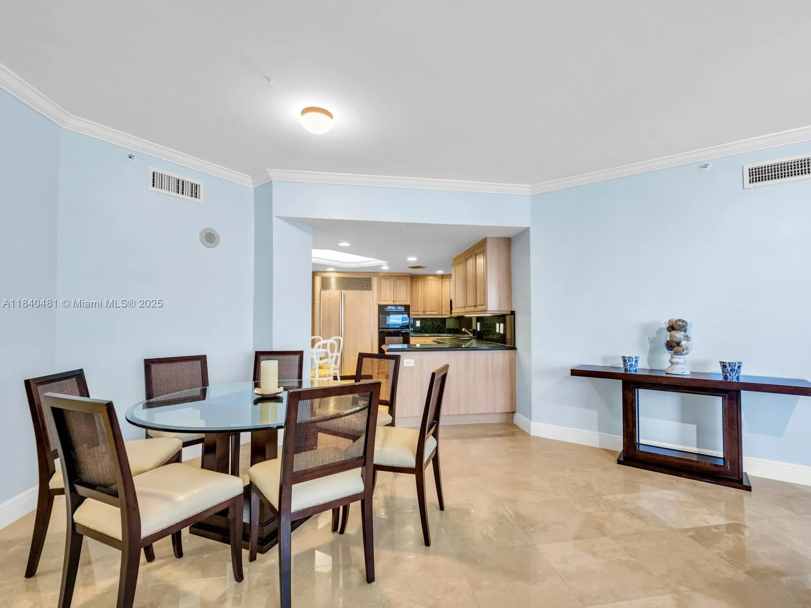 9595 Collins Ave, #N1009