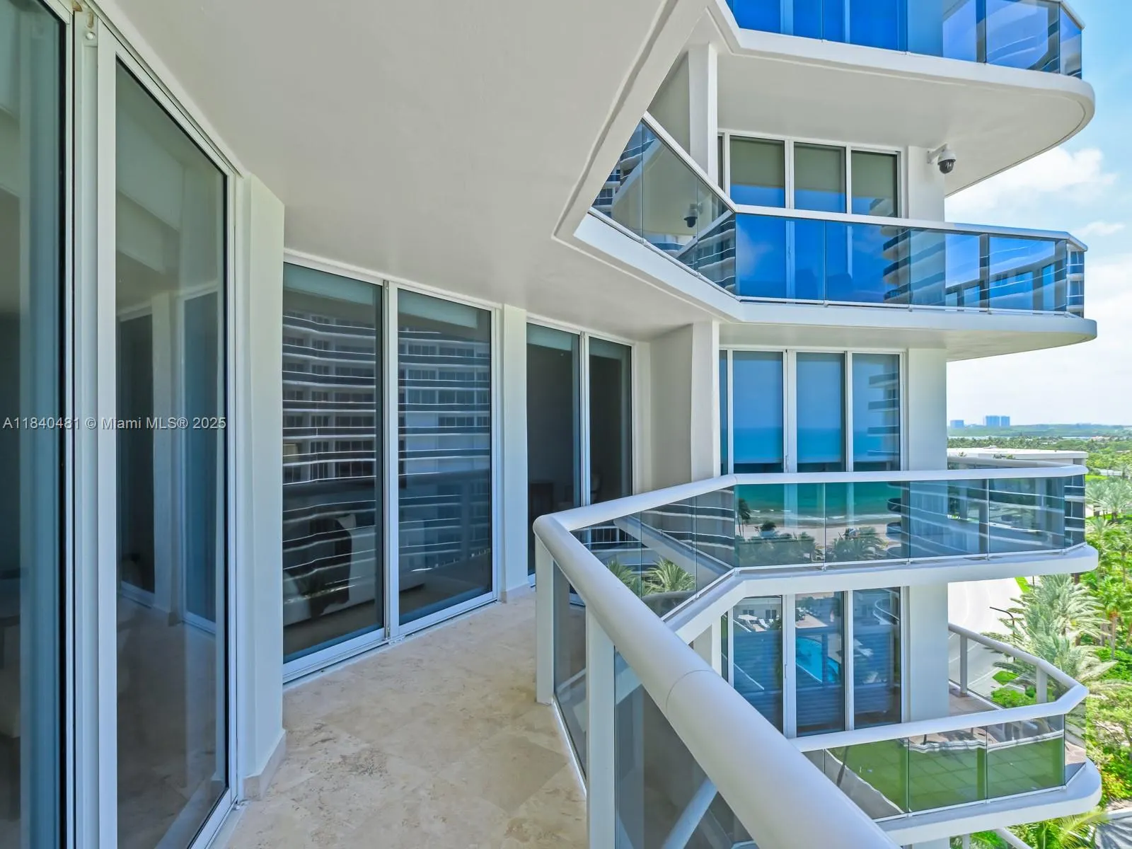 9595 Collins Ave, #N1009