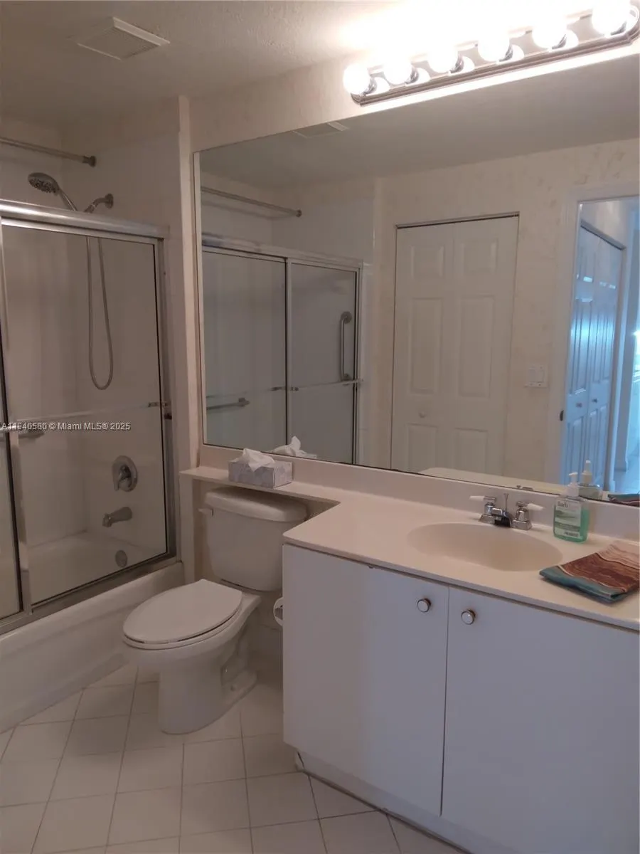 7635 Southampton Ter, #105