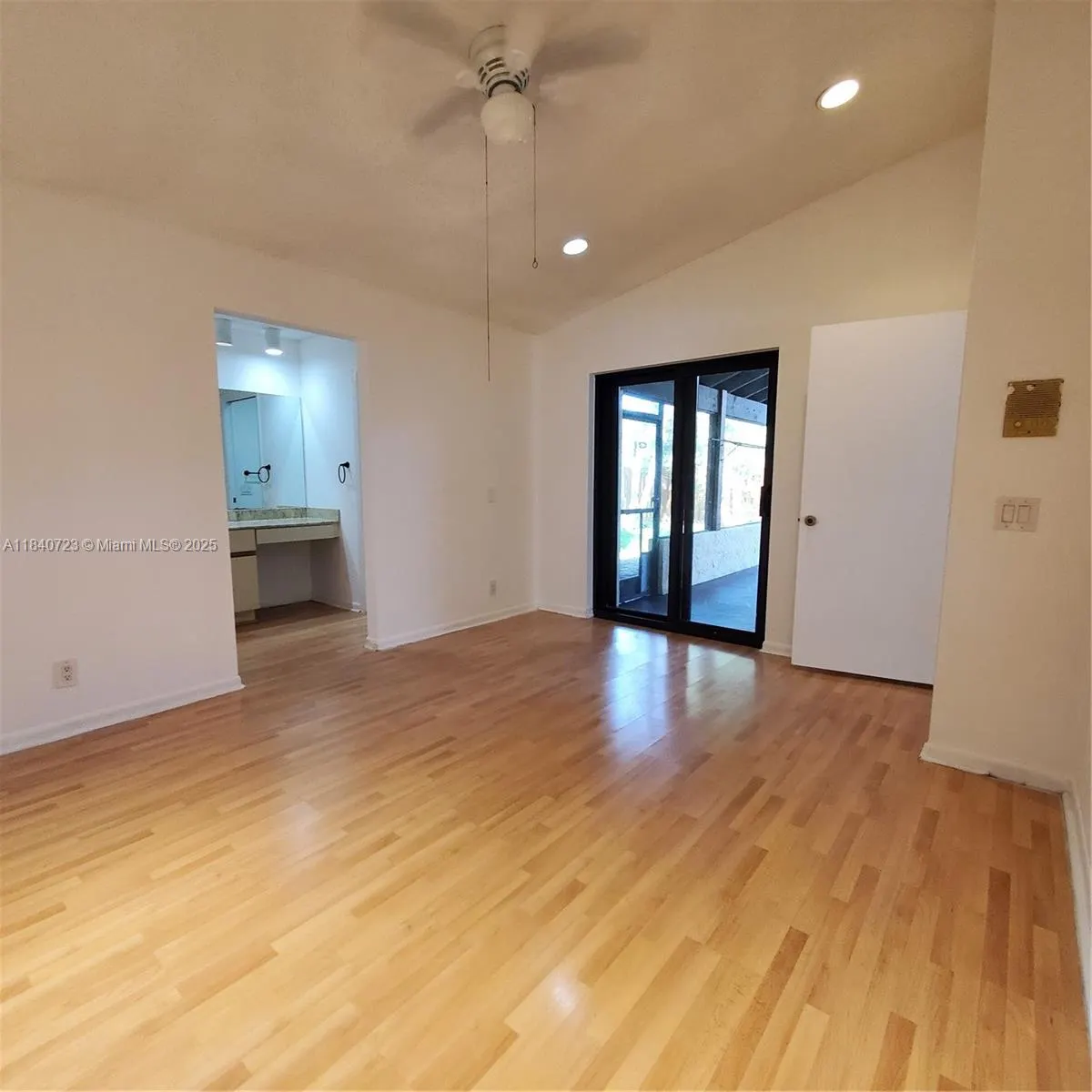2159 Baton Rouge