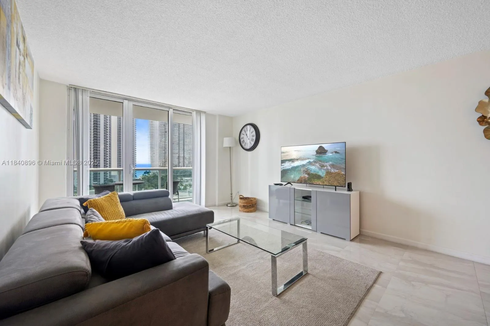 19370 Collins Ave, #1425