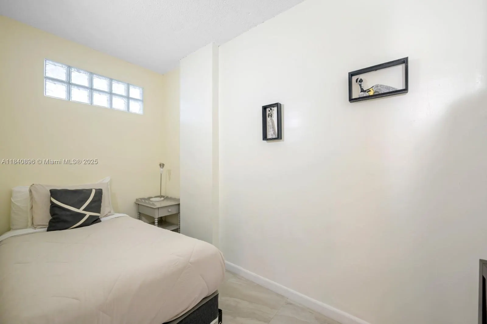 19370 Collins Ave, #1425