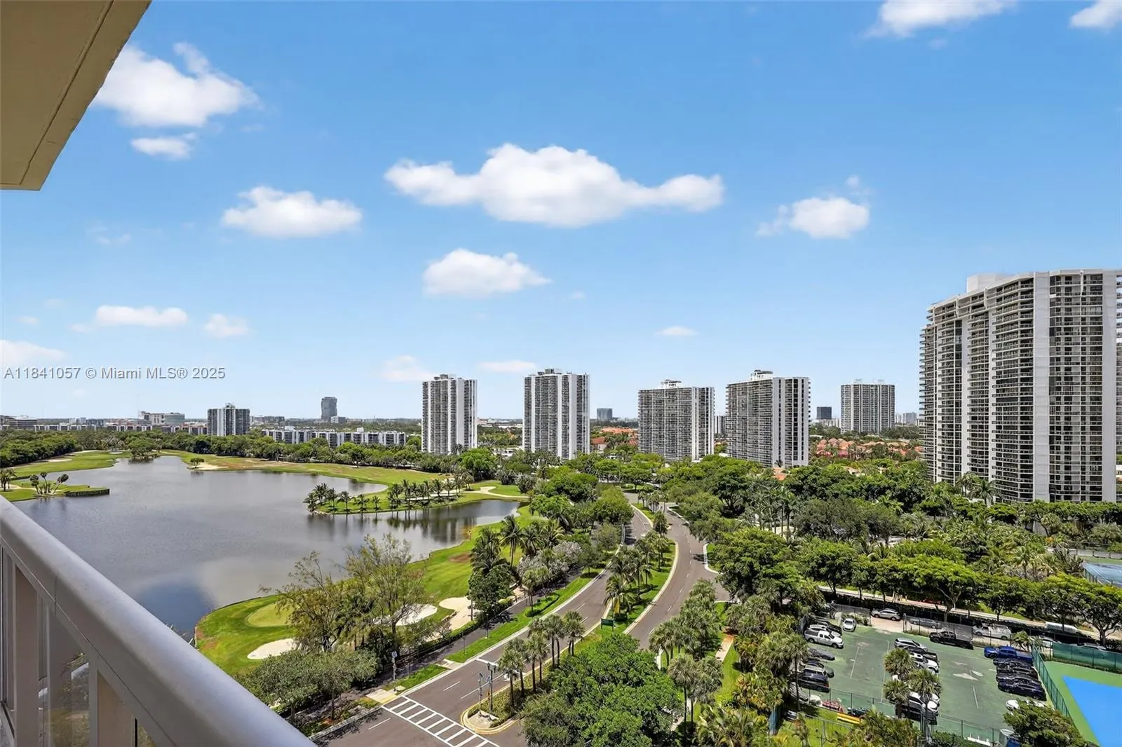 20185 E Country Club Dr, #1406/1405