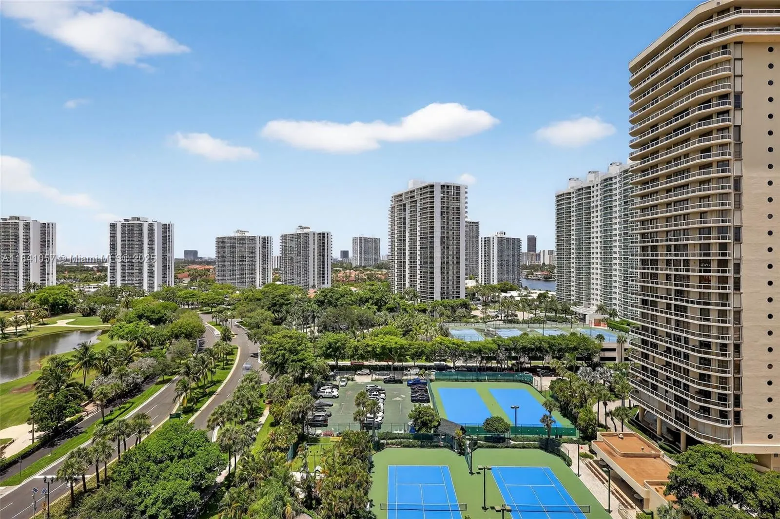 20185 E Country Club Dr, #1406/1405