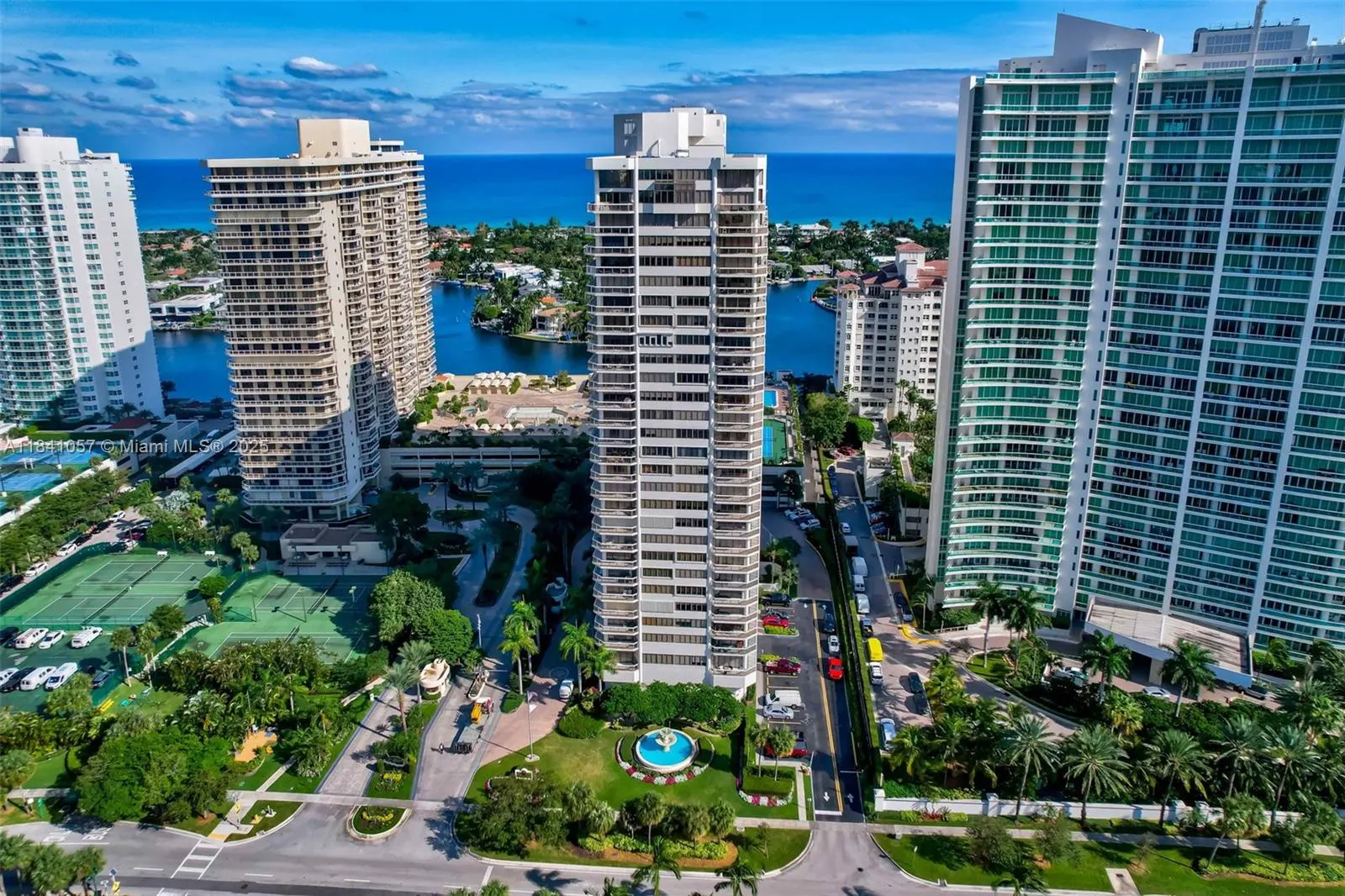 20185 E Country Club Dr, #1406/1405