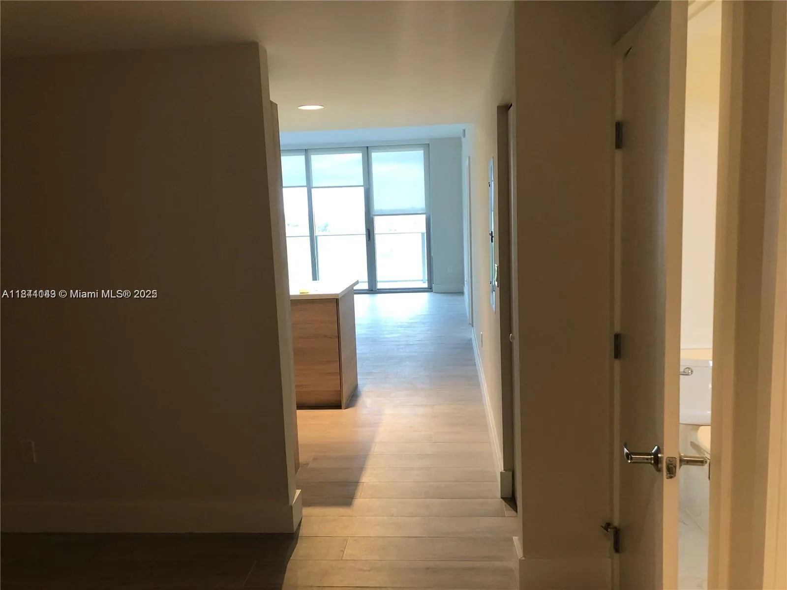 16385 Biscayne Blvd, #1205