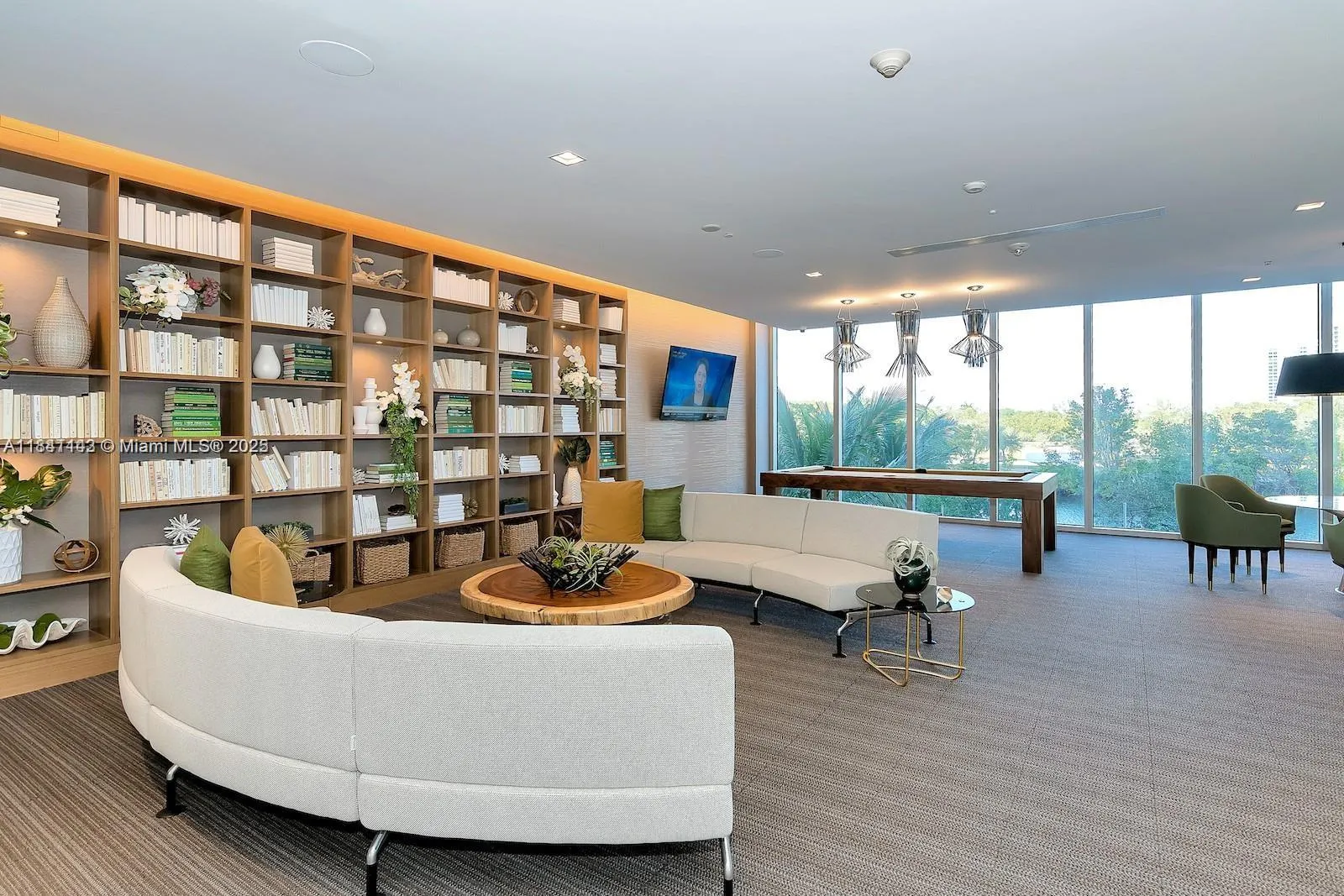 16385 Biscayne Blvd, #1205