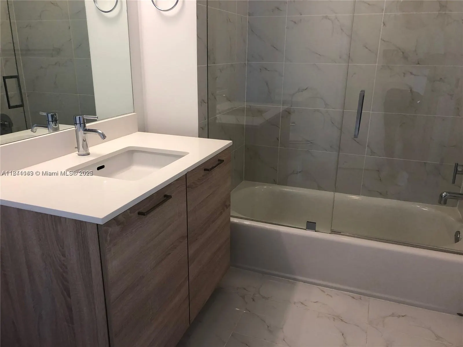 16385 Biscayne Blvd, #1205