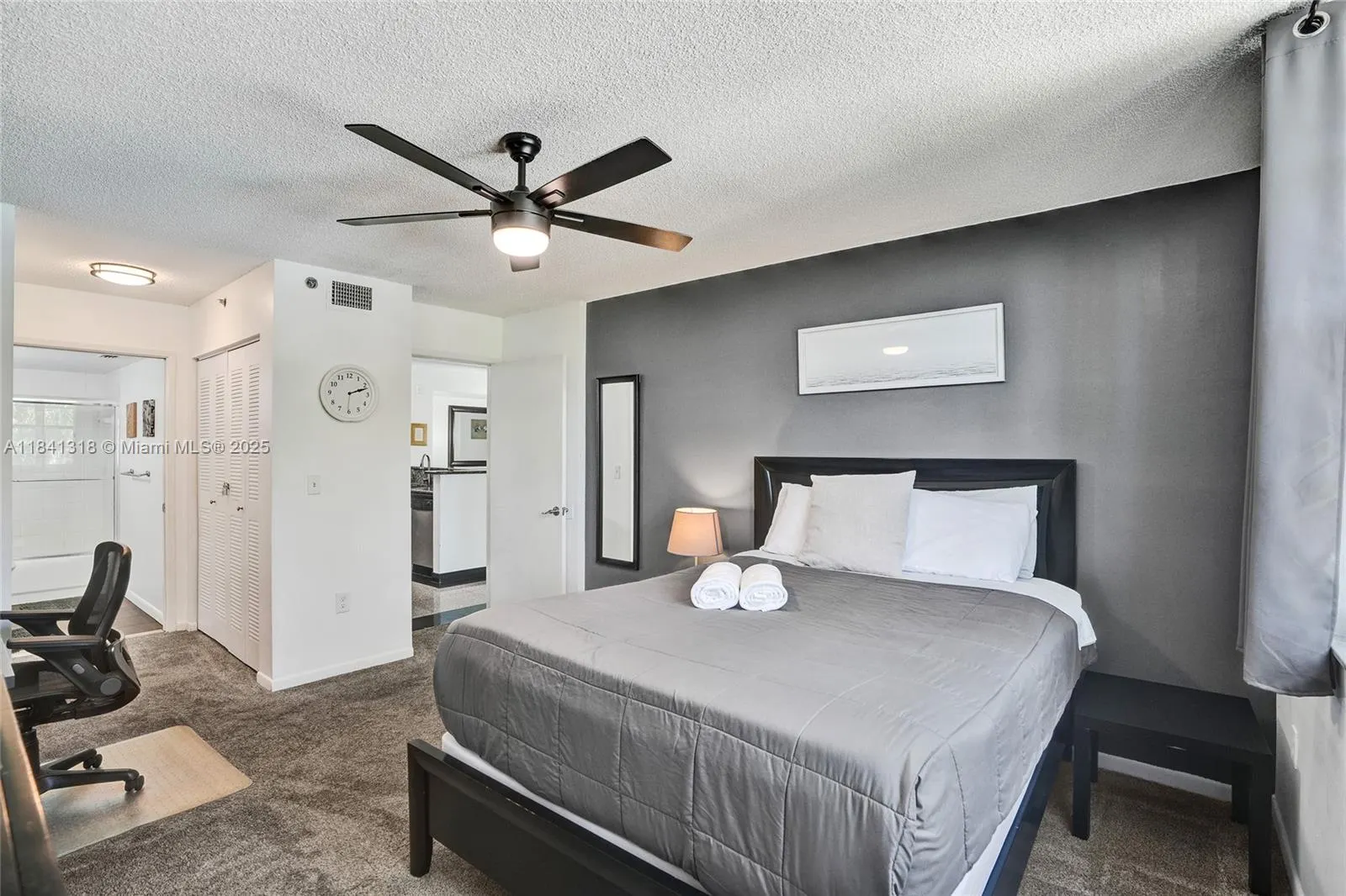19701 E Country Club Dr, #5306