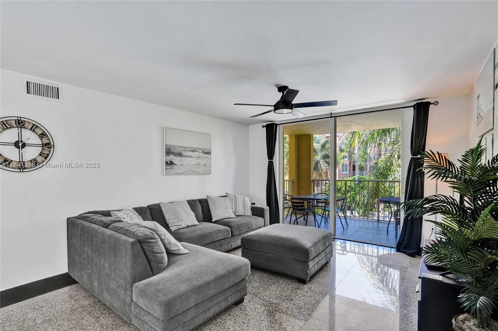 19701 E Country Club Dr, #5306