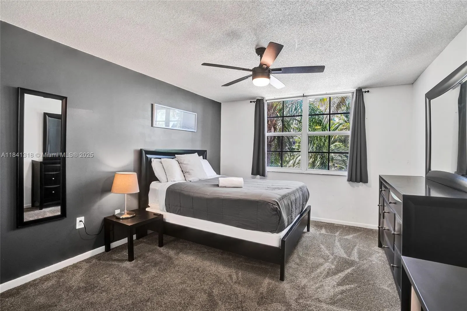 19701 E Country Club Dr, #5306