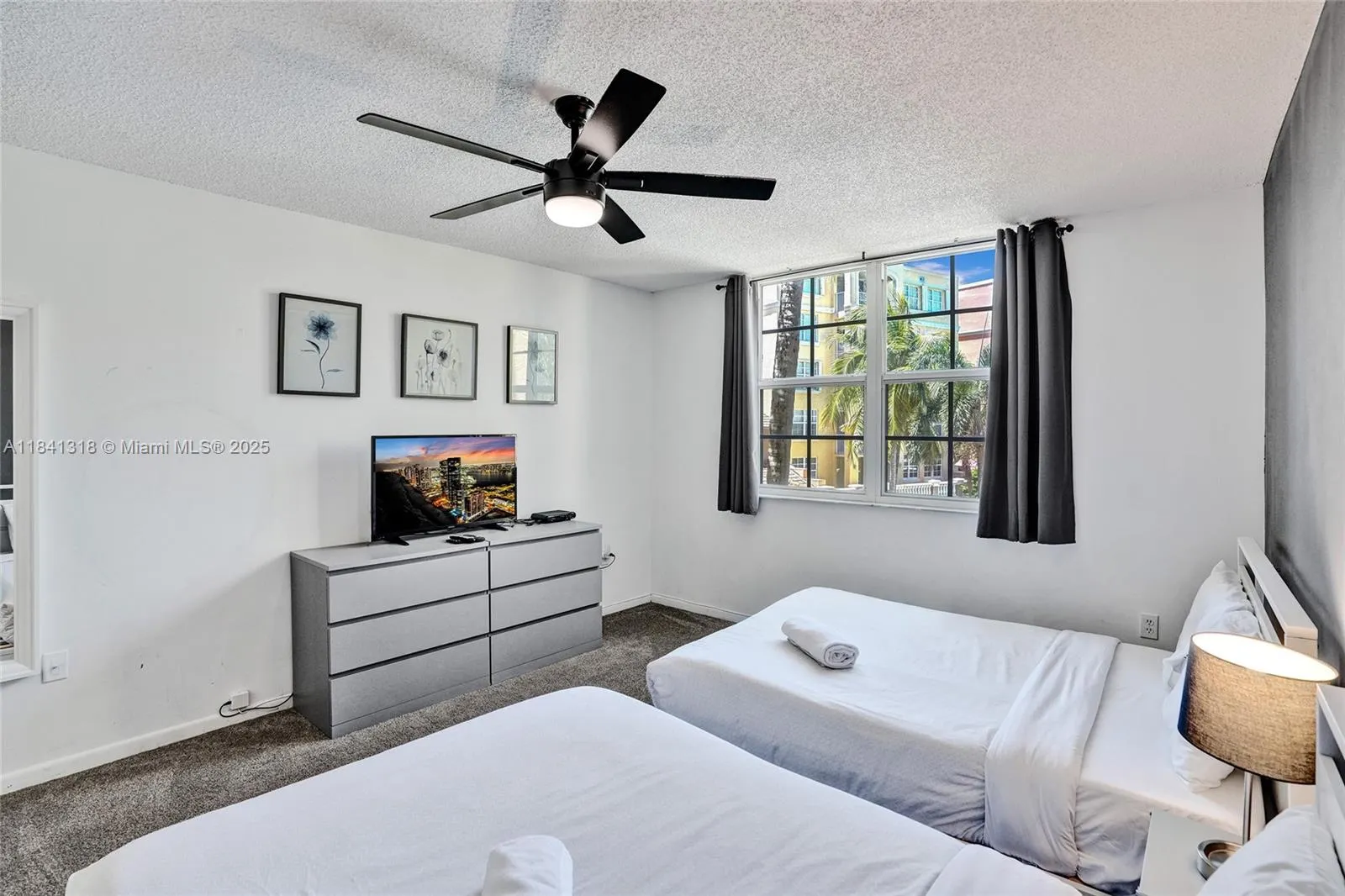 19701 E Country Club Dr, #5306