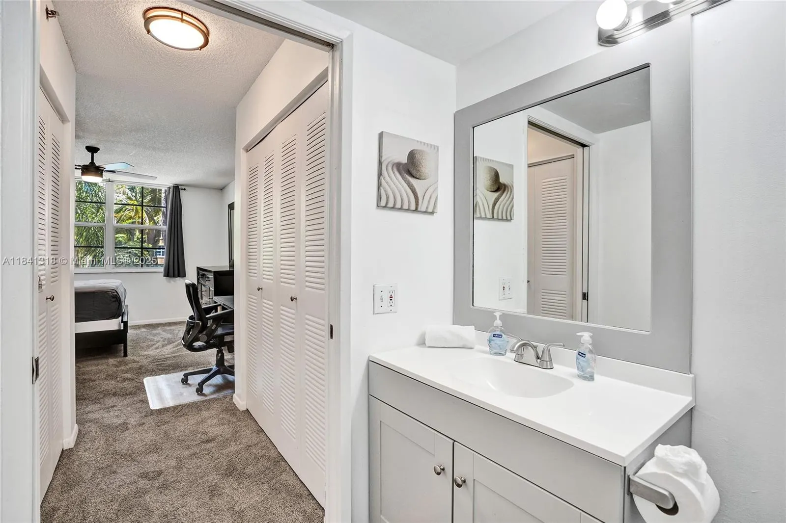 19701 E Country Club Dr, #5306