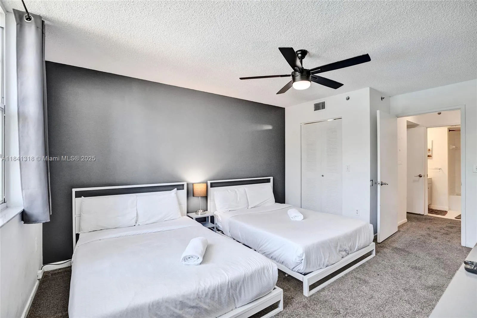 19701 E Country Club Dr, #5306