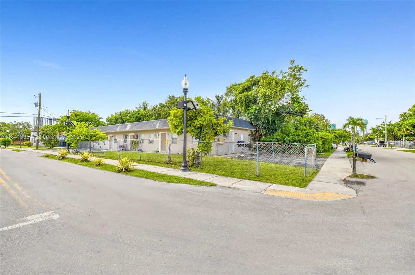 848 NW 2nd Ave