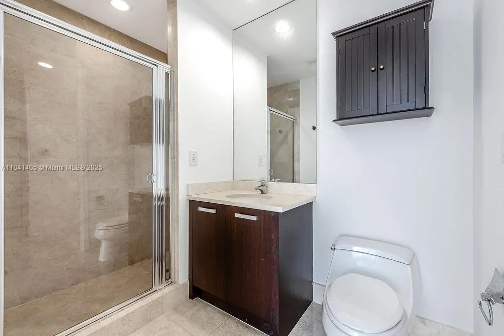 18101 Collins Ave, #4601