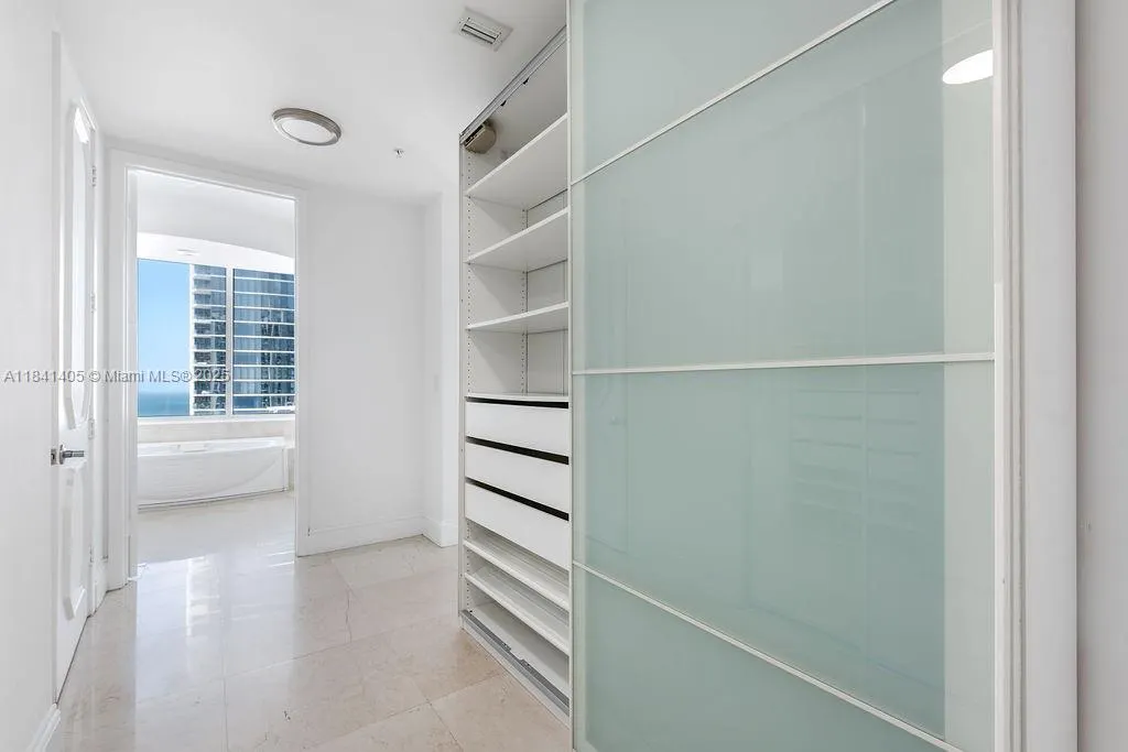 18101 Collins Ave, #4601
