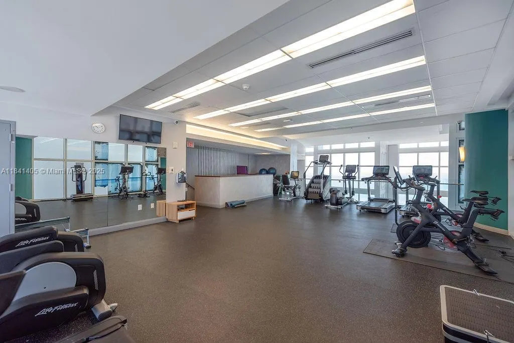 18101 Collins Ave, #4601