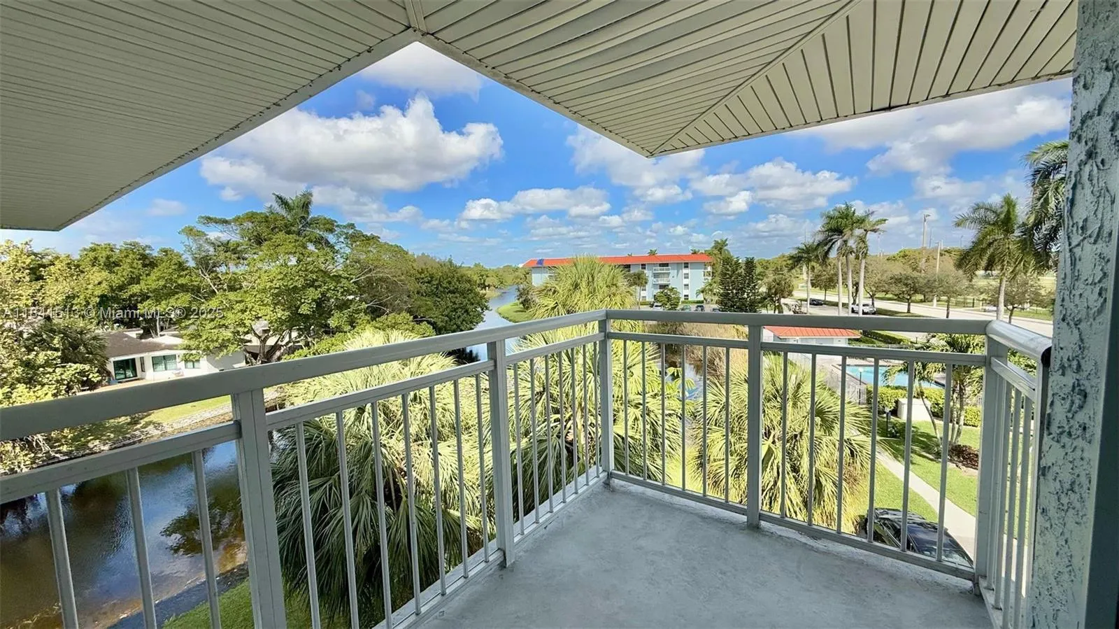605 S Pine Island Rd, #405A