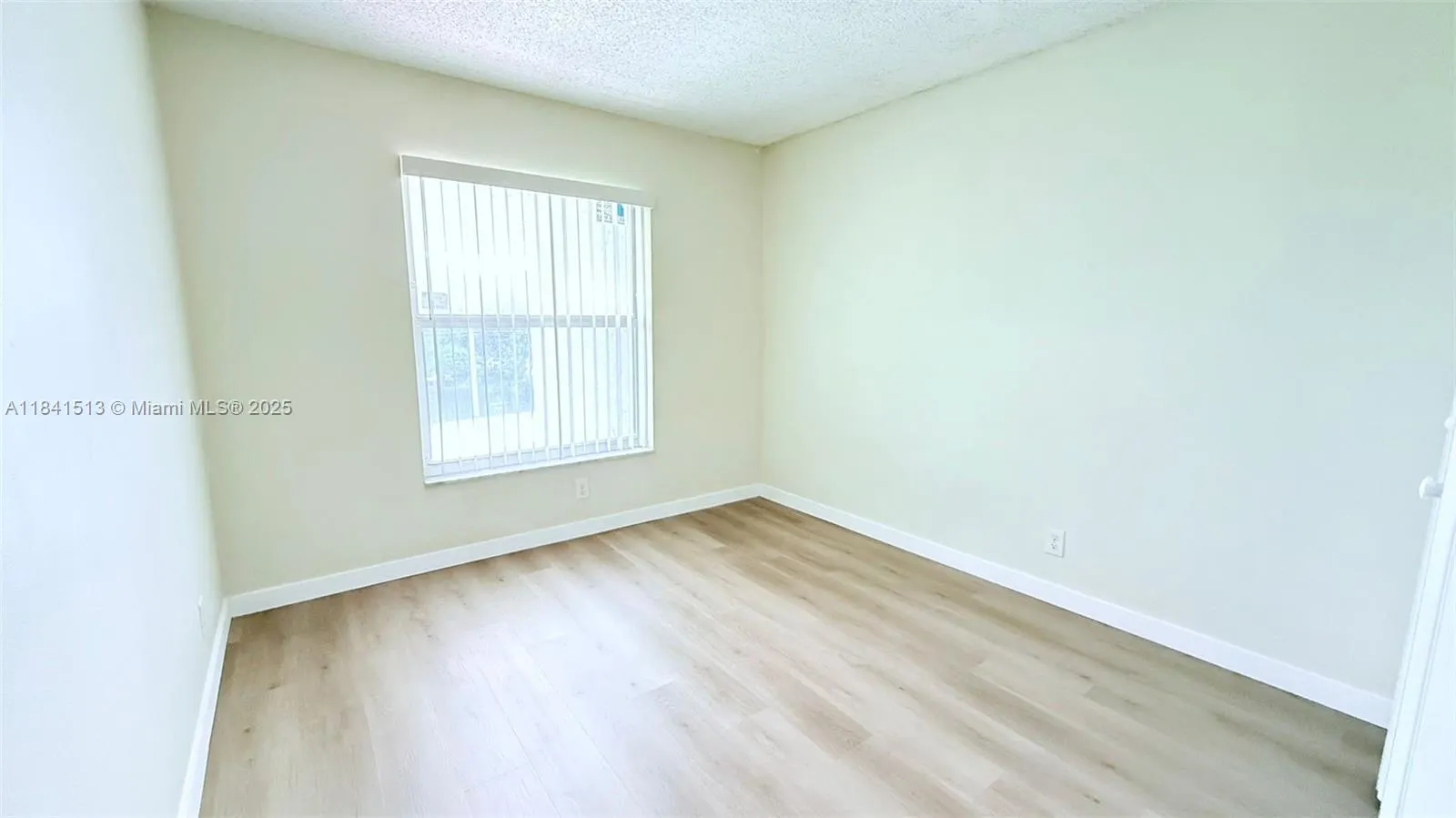 605 S Pine Island Rd, #405A