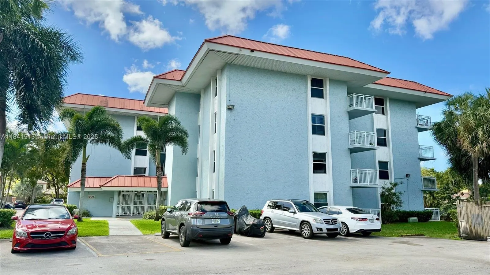 605 S Pine Island Rd, #405A
