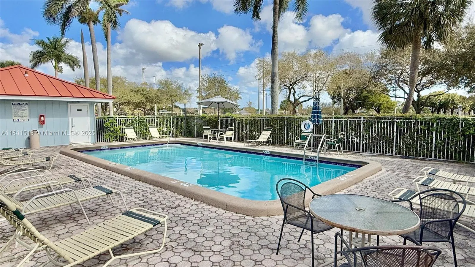 605 S Pine Island Rd, #405A