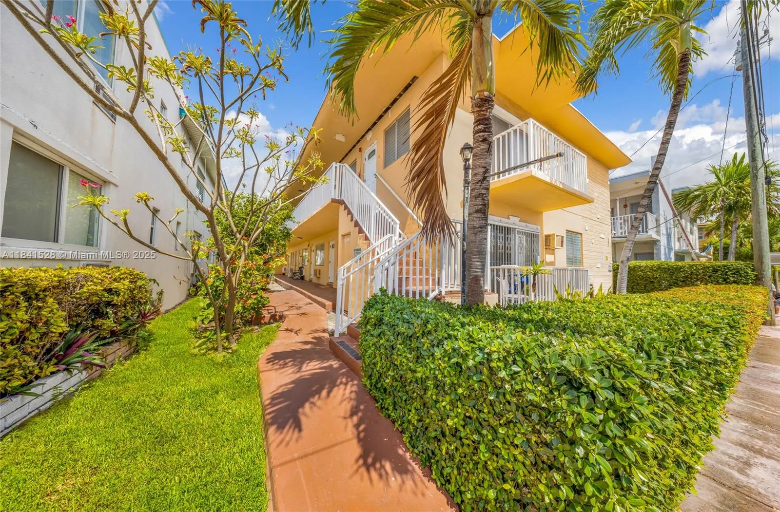 7720 Harding Ave, #3