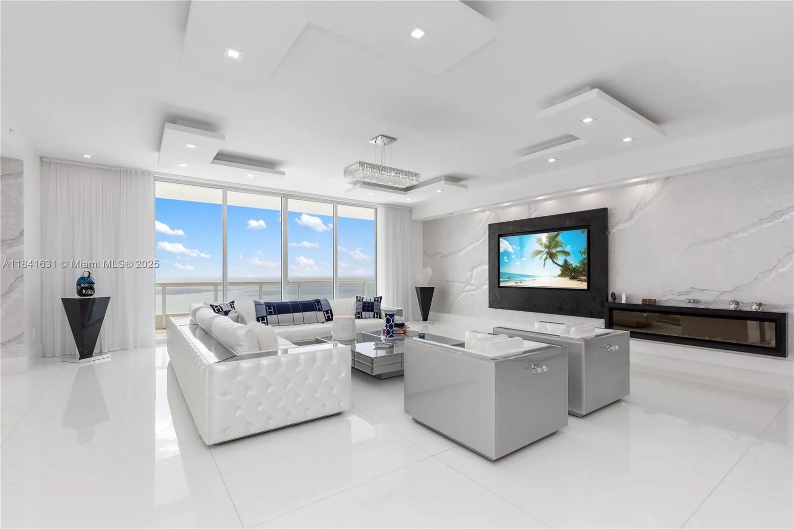17875 Collins Ave, #PH4701