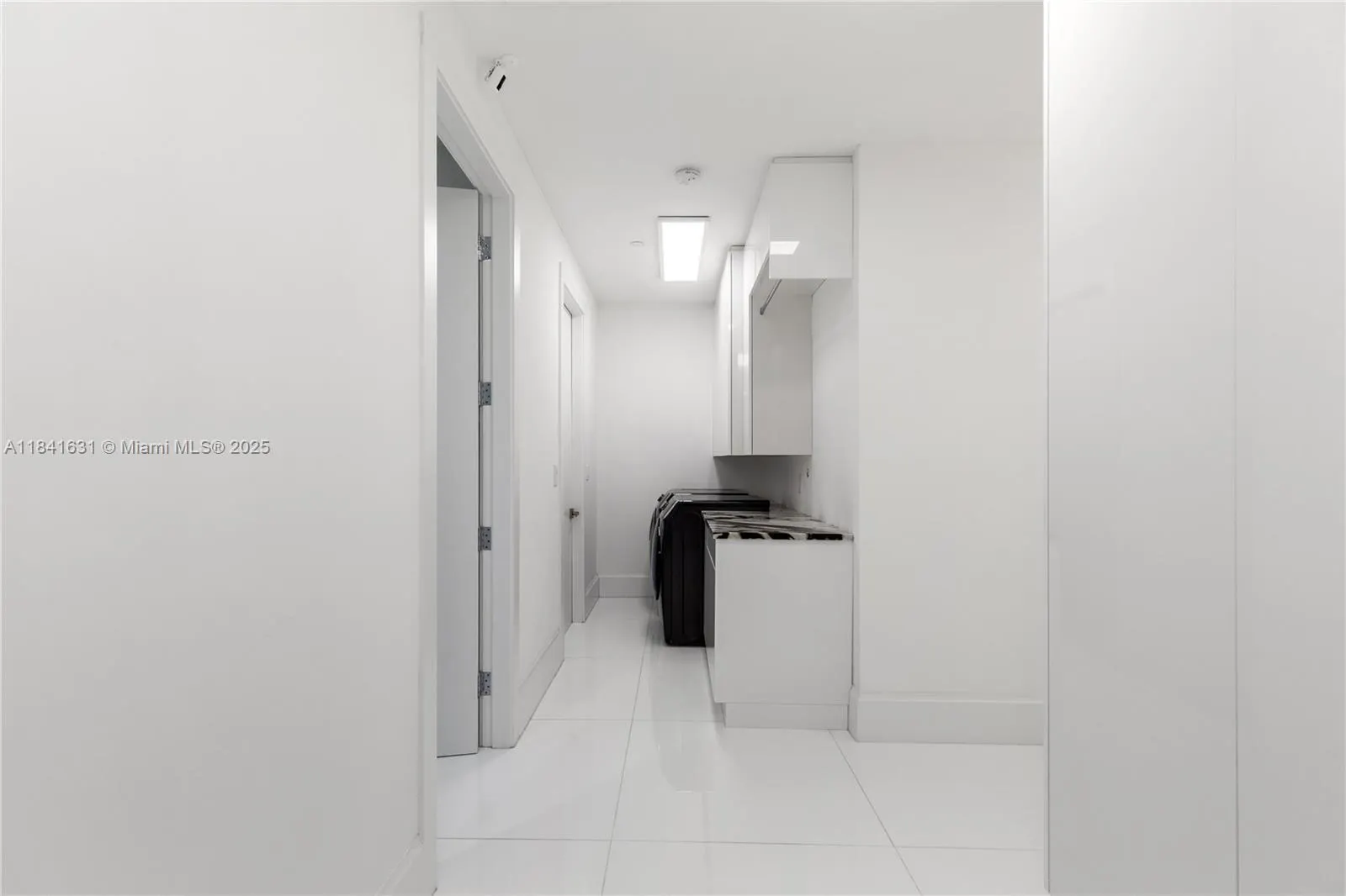 17875 Collins Ave, #PH4701
