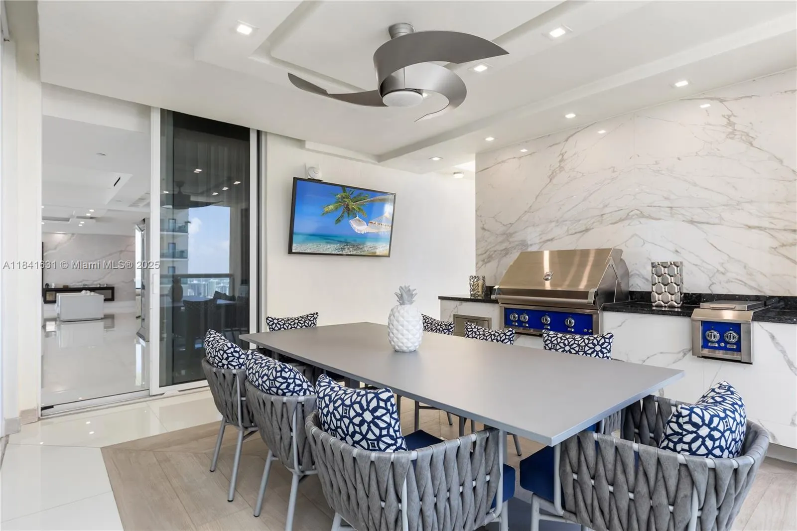 17875 Collins Ave, #PH4701