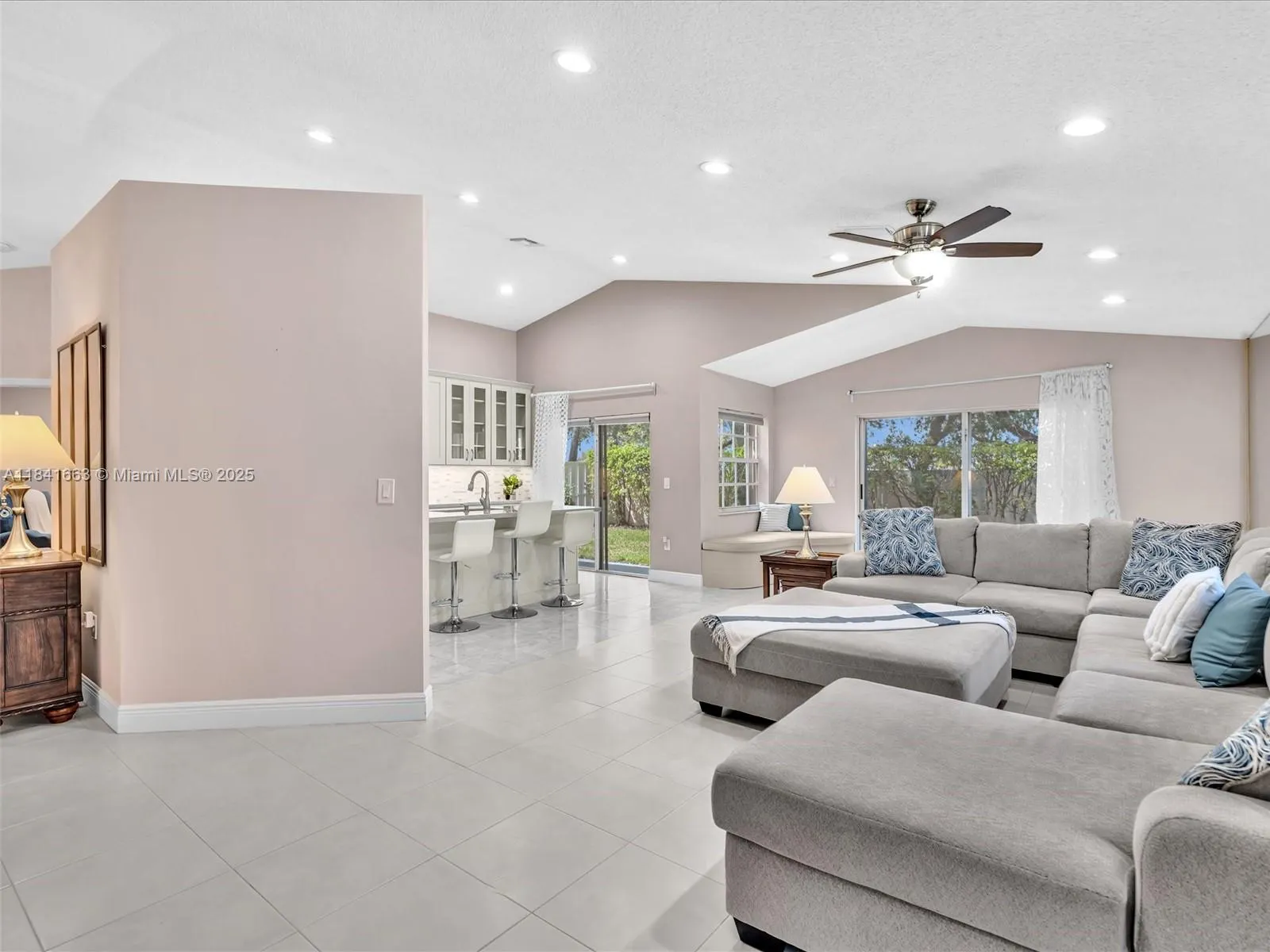 102 Gables Blvd