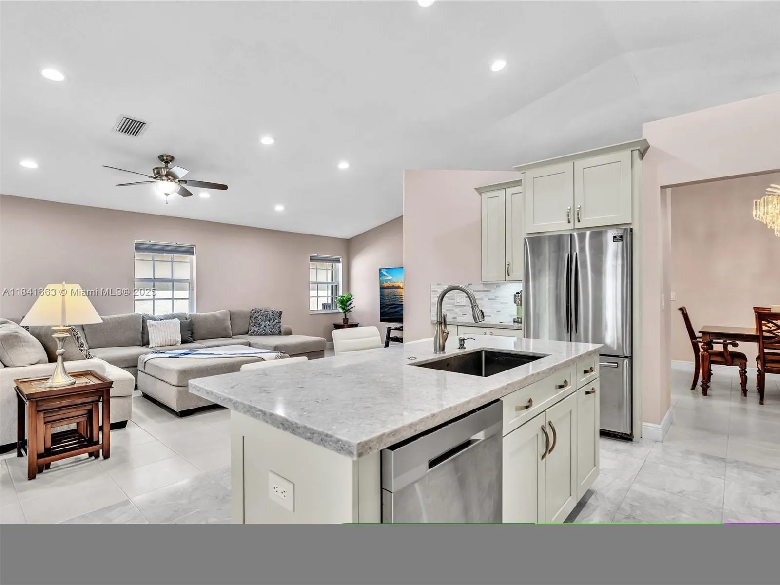 102 Gables Blvd