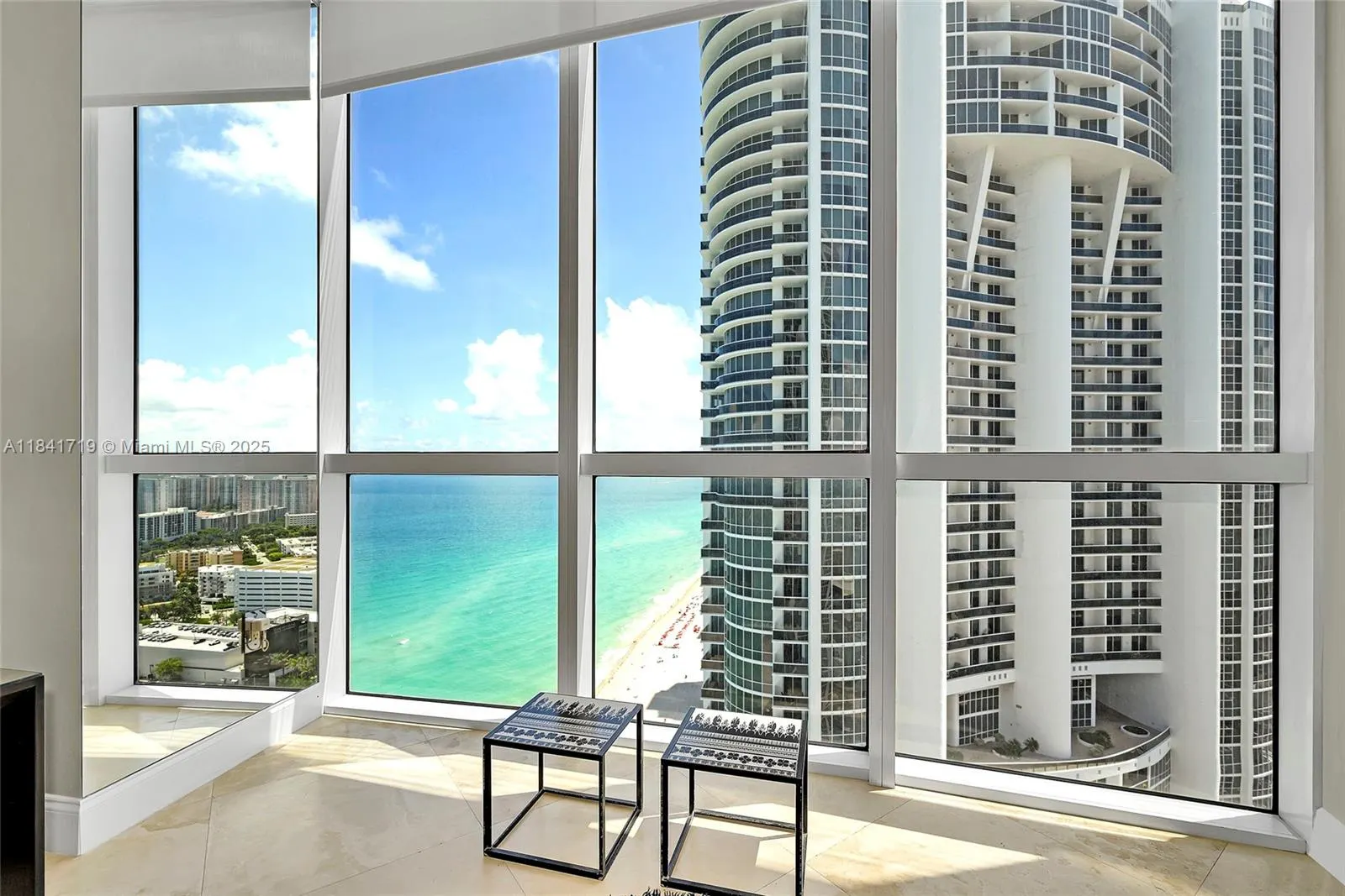 18201 Collins Ave, #4009A