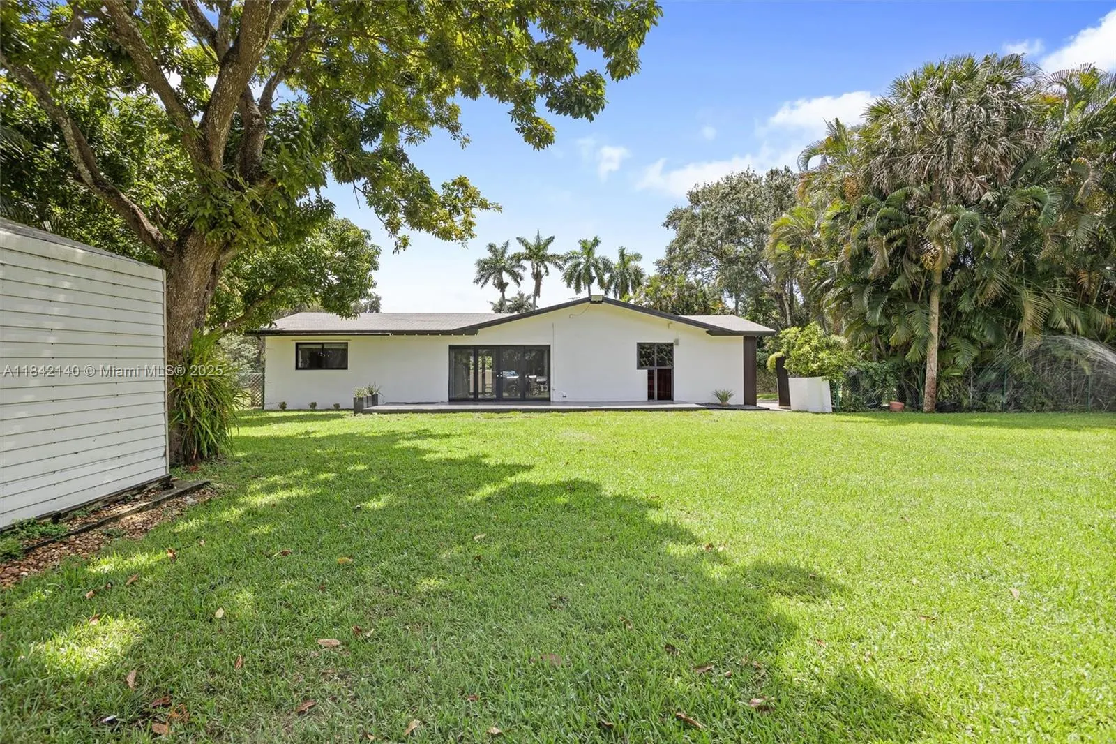 11811 NW 5th Ct