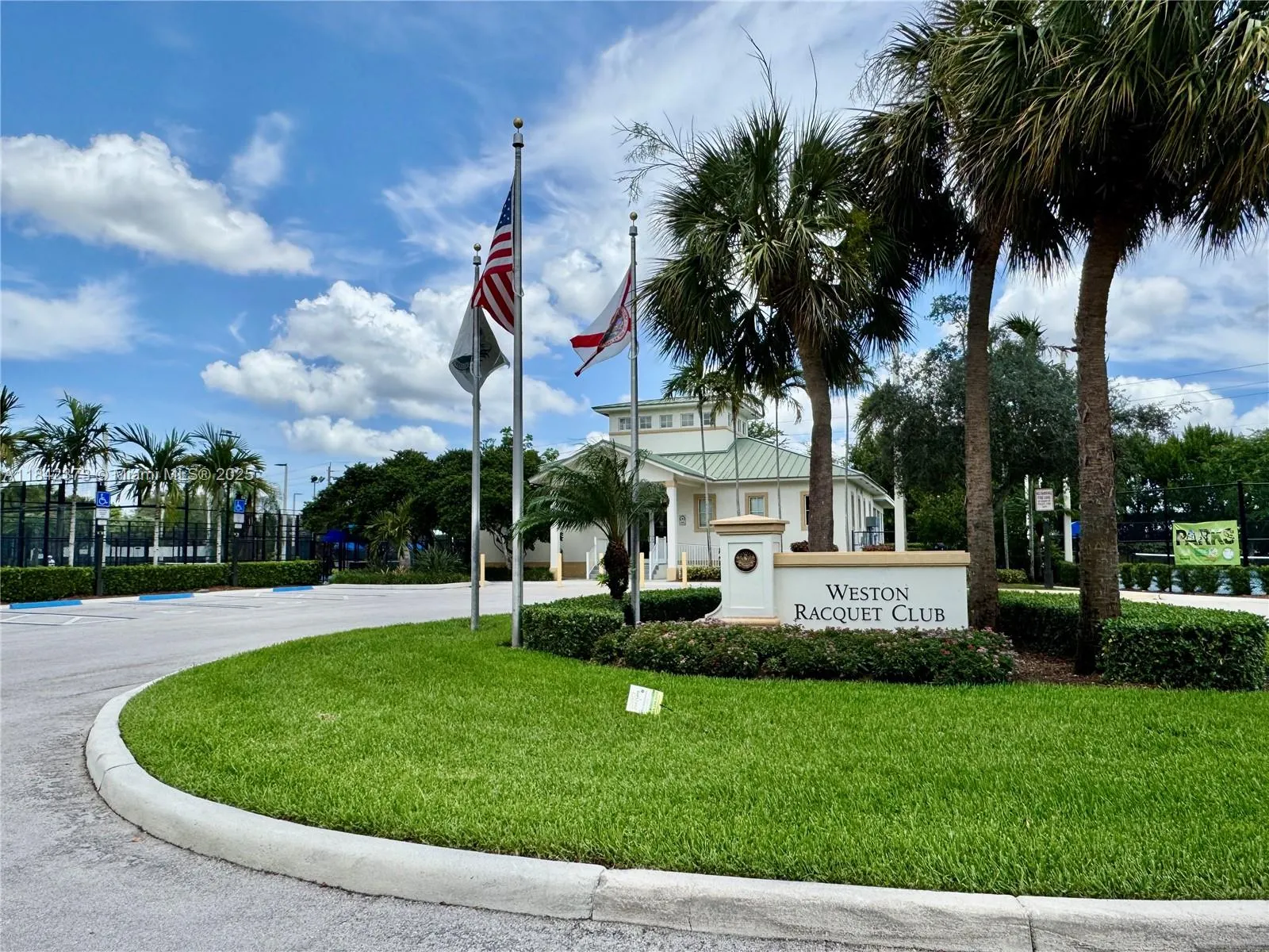 185 Lakeview Dr, #101