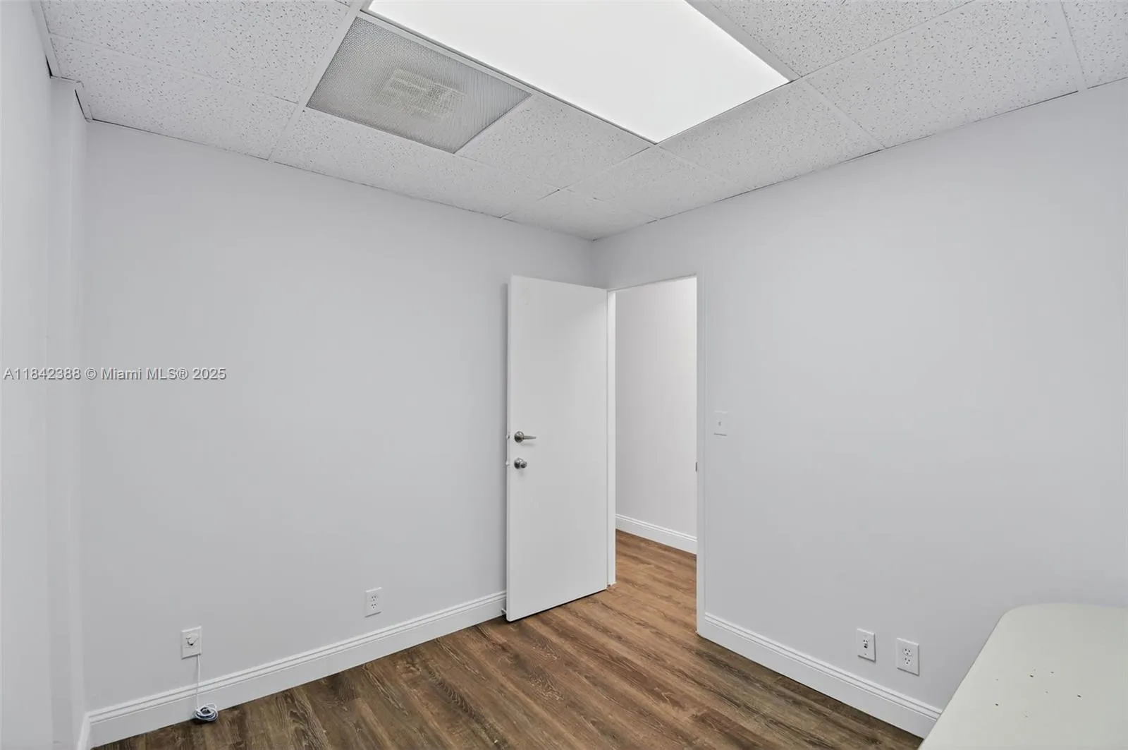 3801 N University Dr, #313