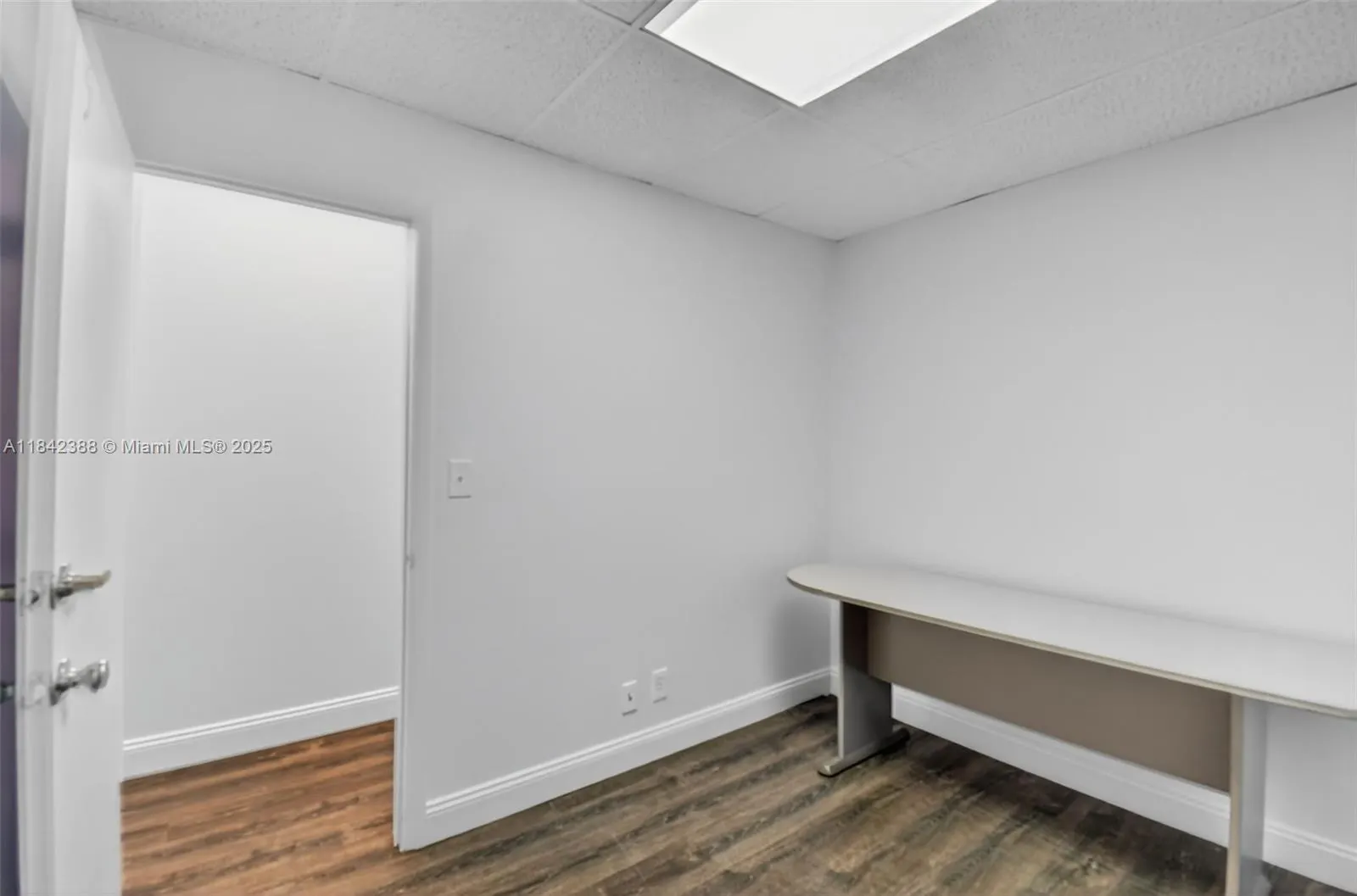 3801 N University Dr, #313