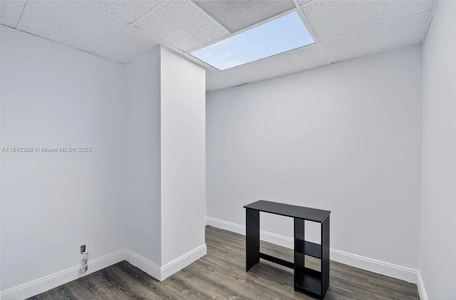 3801 N University Dr, #313