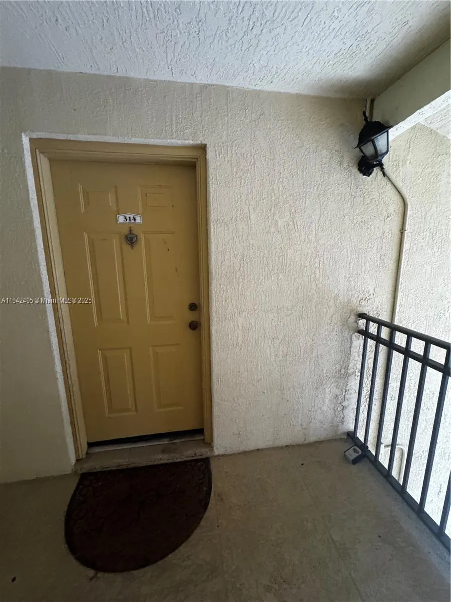 1227 SW 46th Ave, #314