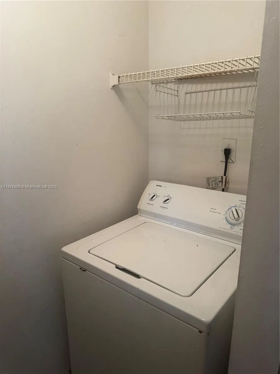 1227 SW 46th Ave, #314
