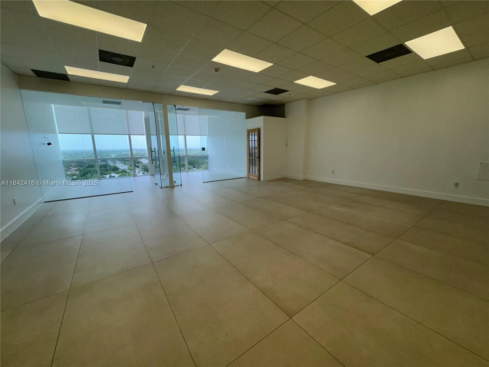 20200 W Dixie Hwy, #1109