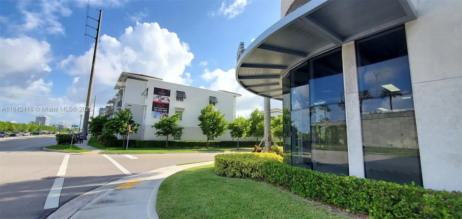 20200 W Dixie Hwy, #1109