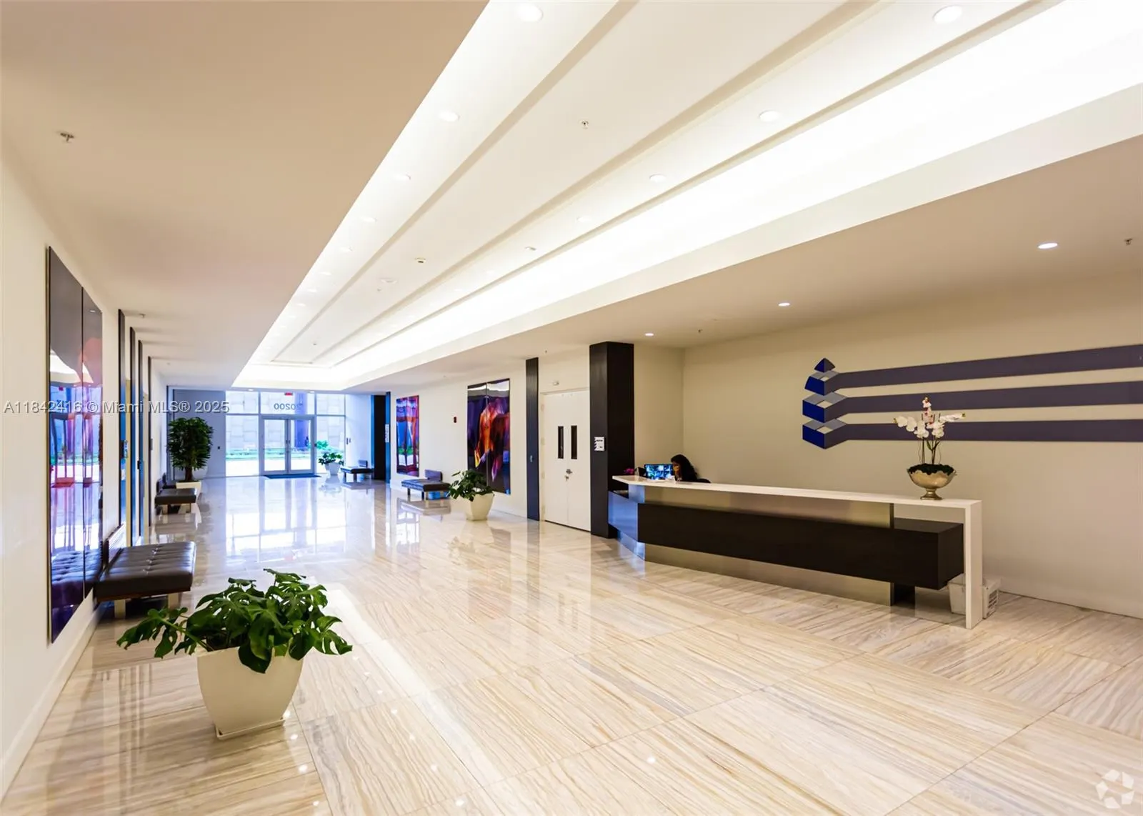 20200 W Dixie Hwy, #1109