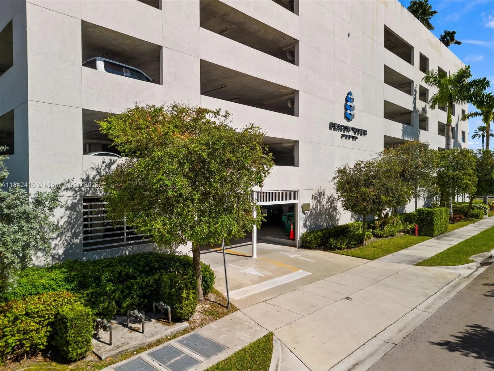 20200 W Dixie Hwy, #1109